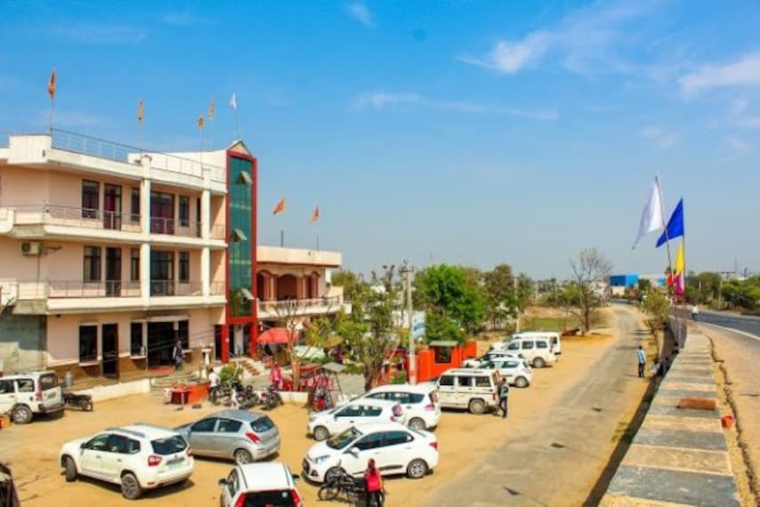 Foji Raj Dhaba-4